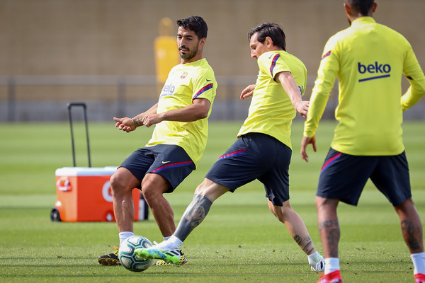 Luis Suárez and Lionel Messi train together / MIGUEL RUIZ/ GETTY IMAGES EUROPE