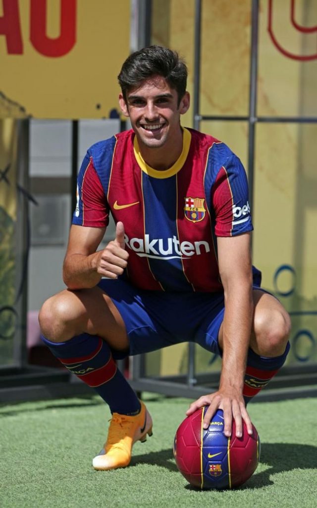 Francisco Trincão in his official presentation / Barça TV