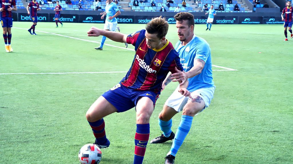 Nico manejó el centro del campo del Barça B / FC Barcelona B