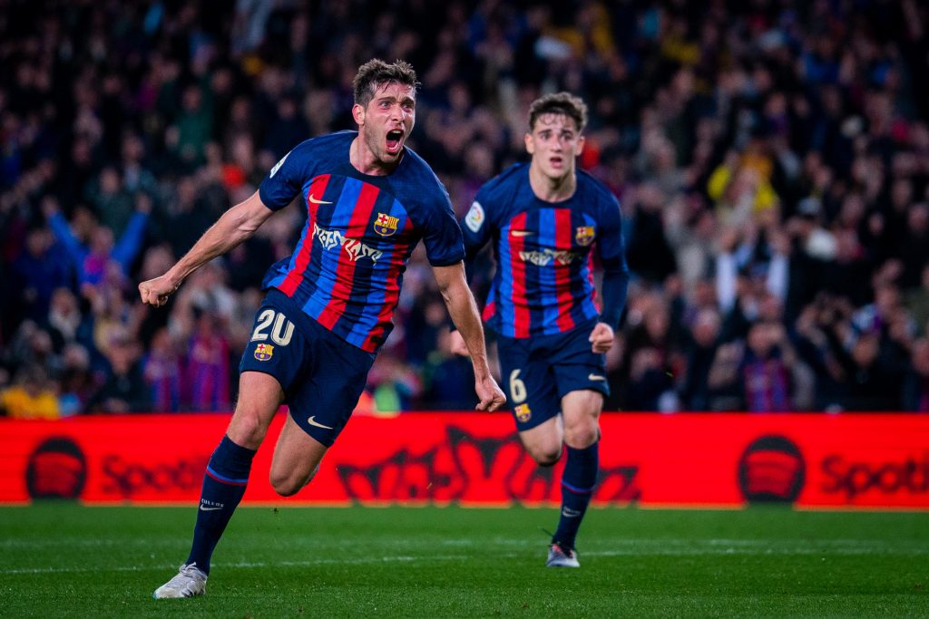 Sergi Roberto celebrating a goal against Real Madrid / FC BARCELONA